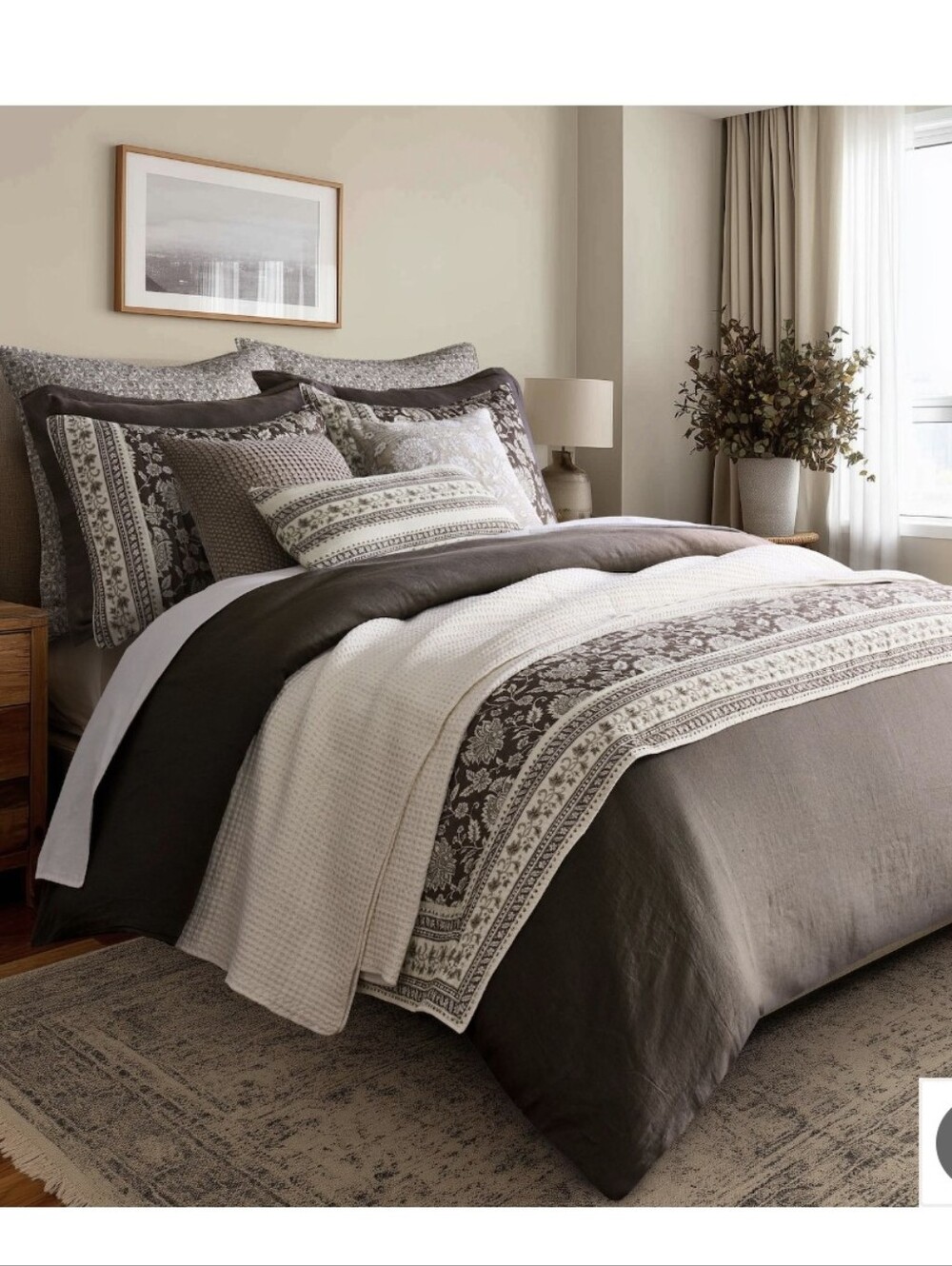 NWOT Levtex REVERSIBLE Brown and White Floral Quilt & 2 Shams - Picture 9 of 15